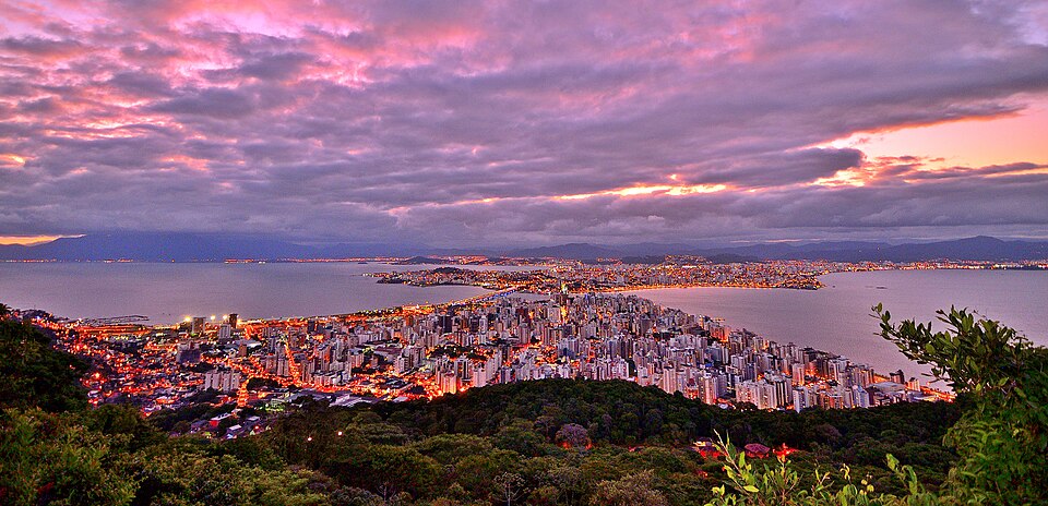 Vista de Florianópolis, capital do estado